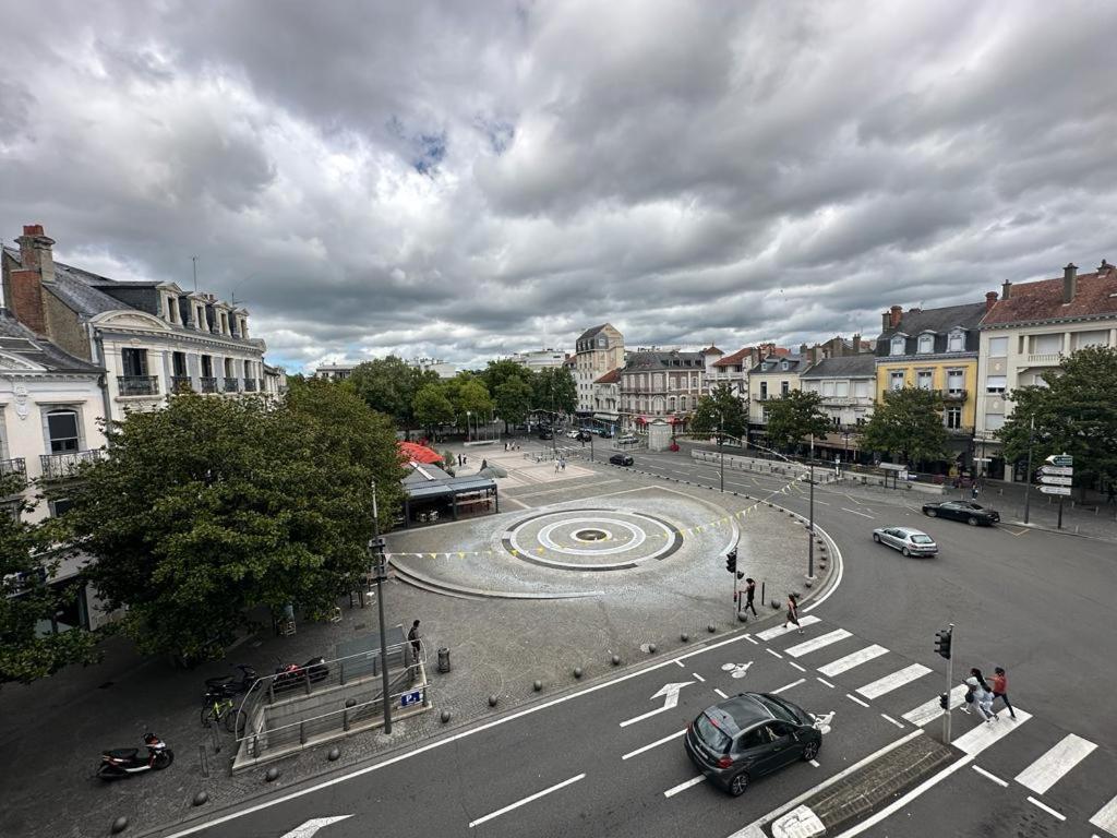 Grand Appartement Cosy-Hyper Centre-Place Verdun Tarbes Exterior foto